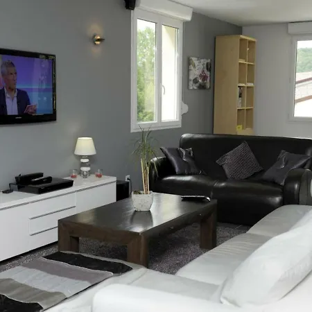 Ville-sur-arce, 3 Pieces, 4 Personnes - Fr-1-543-98 *